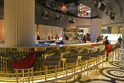 Visit_to_Art_Restaurant.jpg