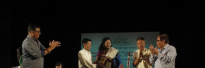 Prof. Ruchira Kedar receives the Ustad Bismillah KhanYuva Puraskar